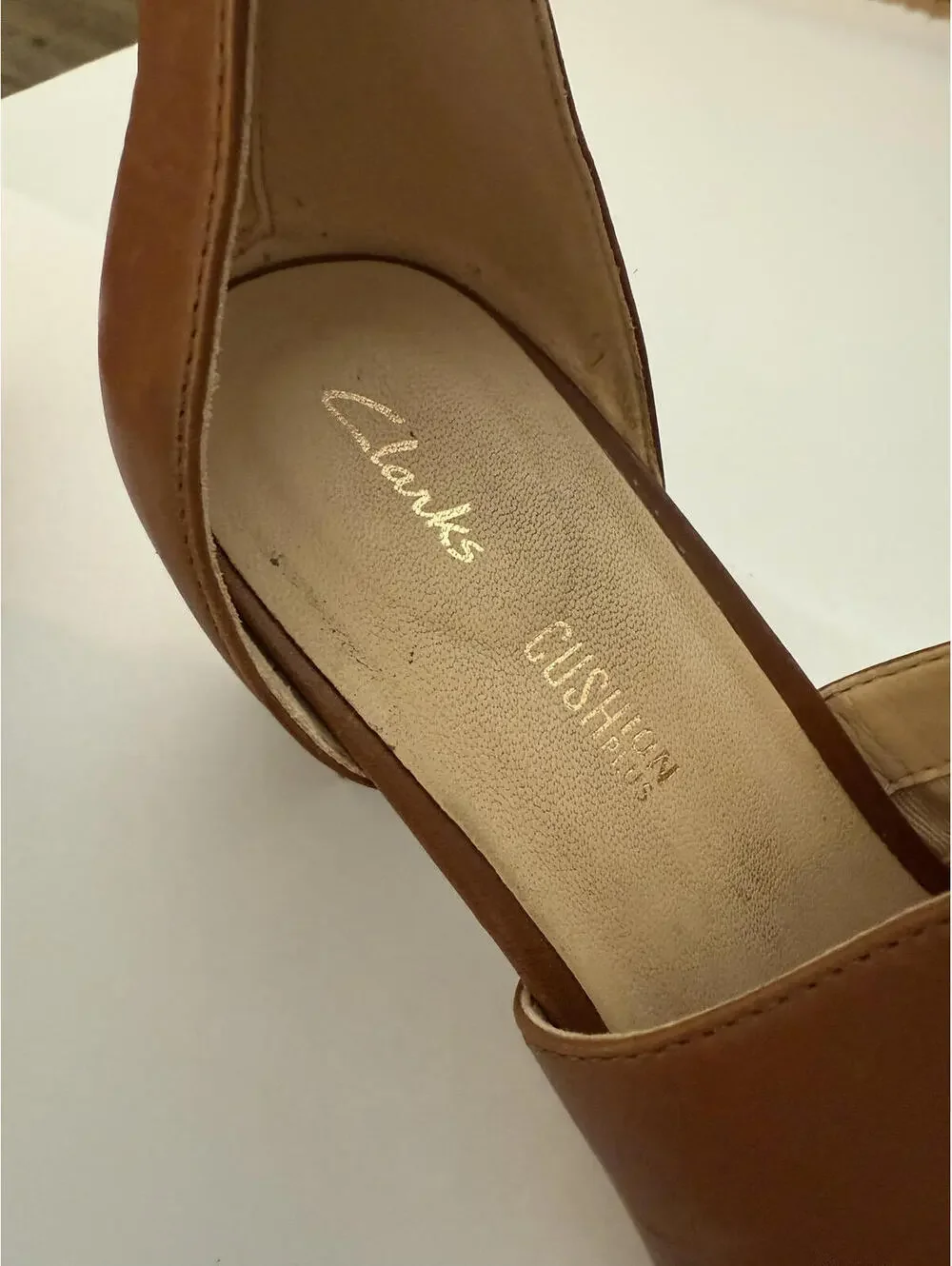 CLARKS Women's Sz 8.5 M Brown Kaylin 60 Glad Leather Sandal Quiet Luxury